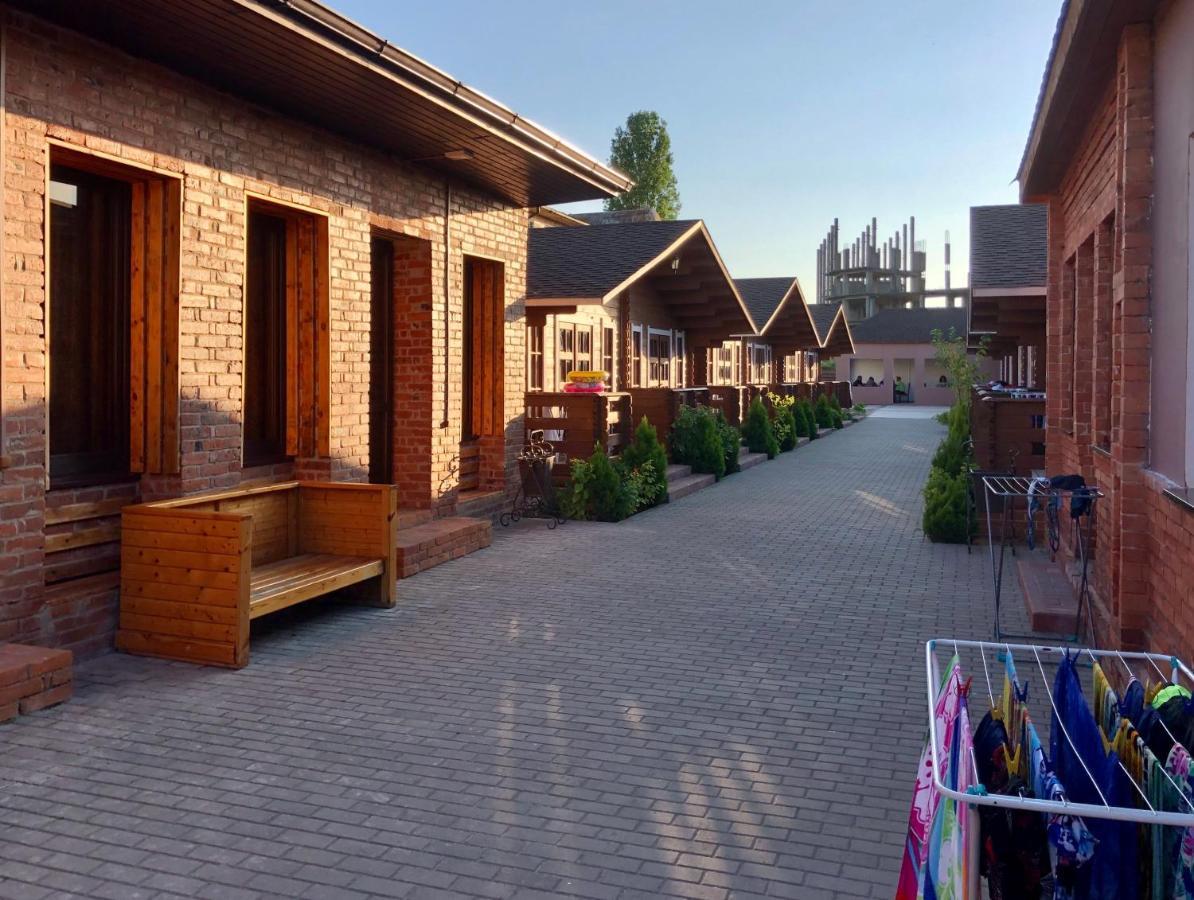 Gud House Hotel Gudauta Ngoại thất bức ảnh