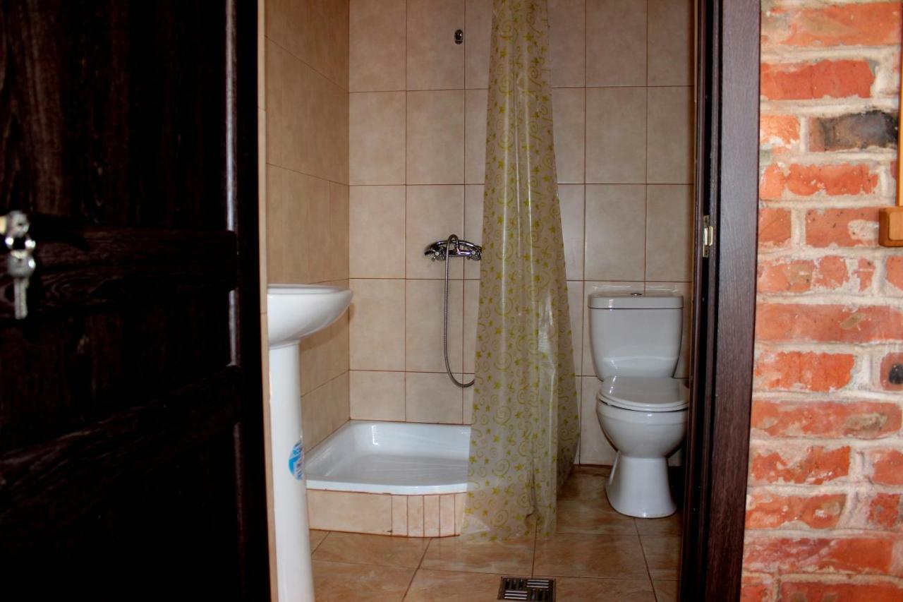 Gud House Hotel Gudauta Ngoại thất bức ảnh